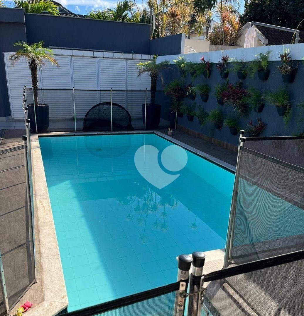 Casa com 3 Quartos à venda,  219 m2 por R$ 2.500.000 — foto 3