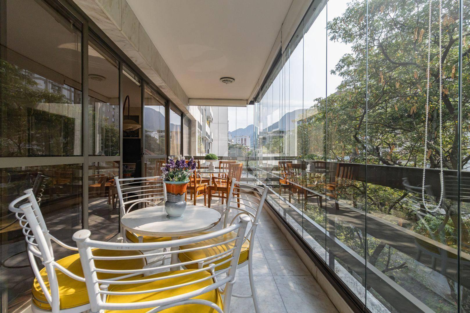 Apartamento com 4 quartos à venda, 228m² - Lagoa
