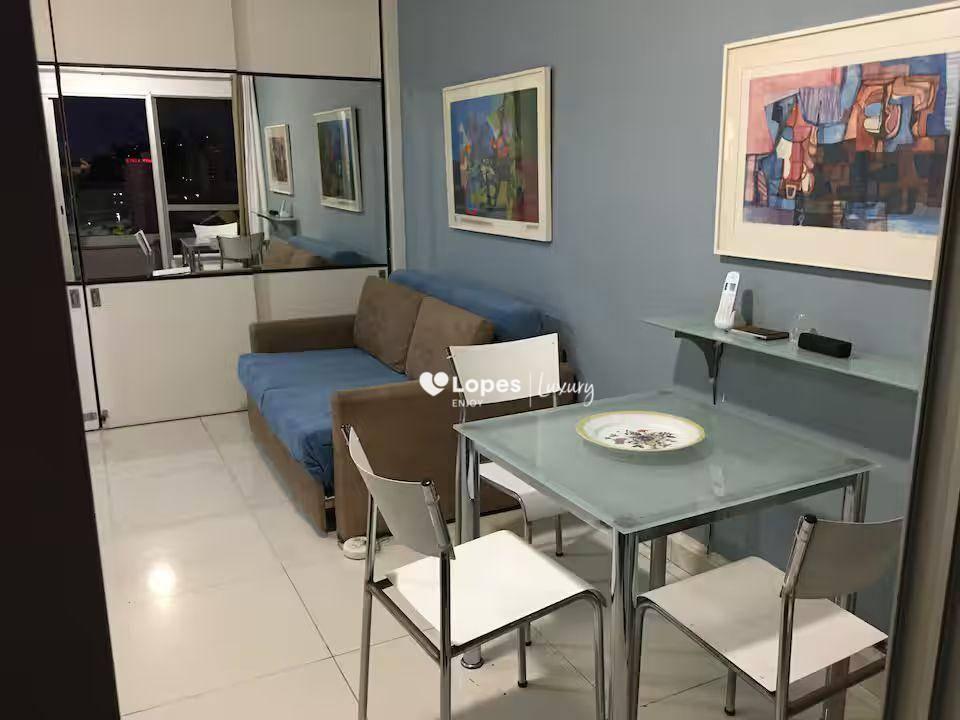 LOPES ENJOY VENDE: Flat praia da BARRA, Andar Alto, 51 m² por R$ 1.500.000 - Barra da Tijuca - Rio de Janeiro/RJ — foto 2