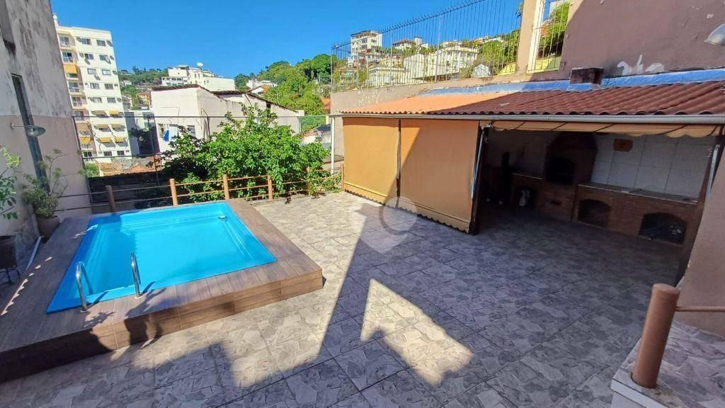 Linda casa - piscina - vaga - 181m2 ( + - 200m2 de área externa) Largo das Neves - Sta Teresa - R$ 1.230.000,00 - Rio de Janeiro/RJ — foto 2
