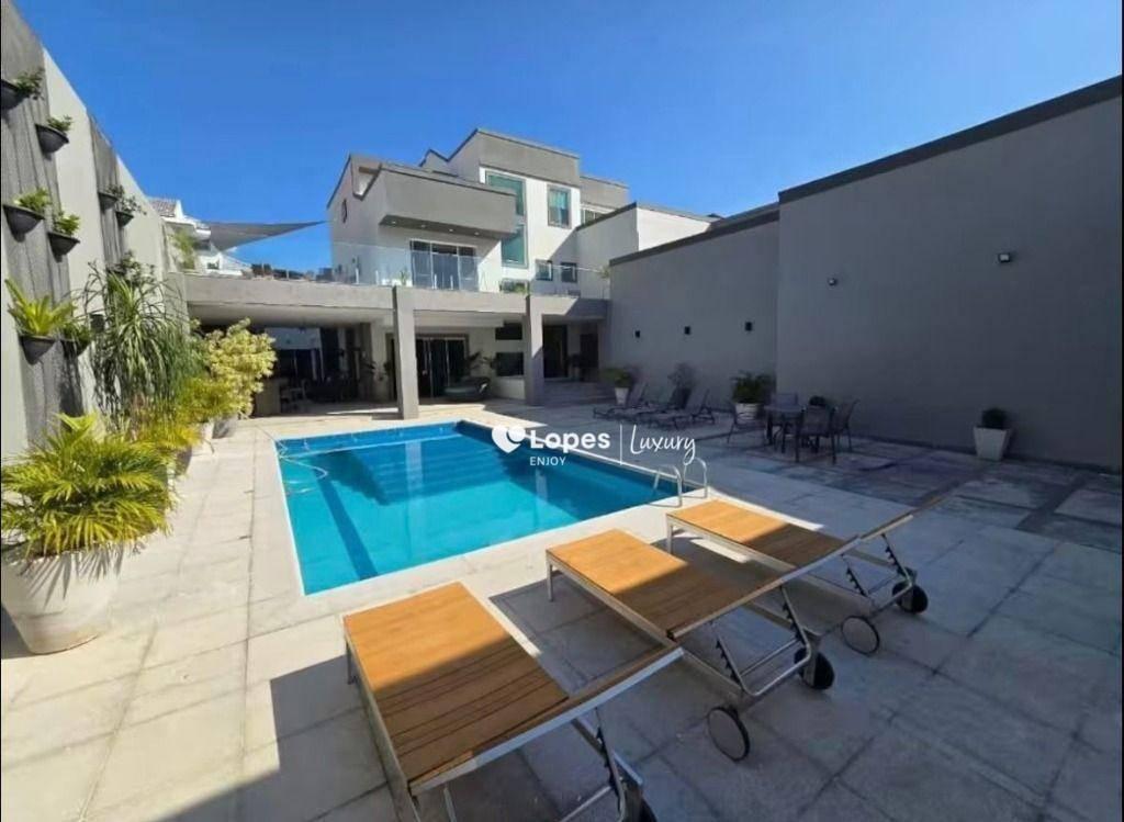 Casa com 6 quartos à venda, 693 m² por R$ 12.000.000 - Barra da Tijuca - Rio de Janeiro/RJ