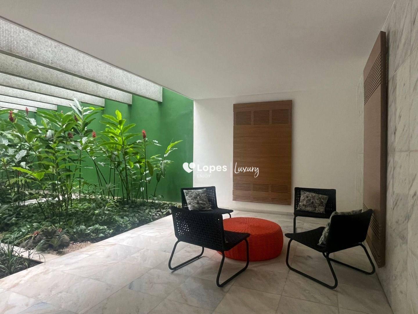 Apartamento na Vieira Souto