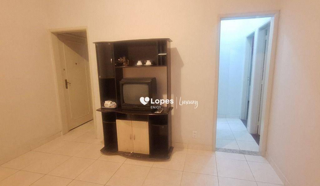 Apartamento a venda Sala, 2 quartos, 2 banheiros, dependência completa,  2 área externas  no valor R$235.000,00- Vila Isabel/RJ.