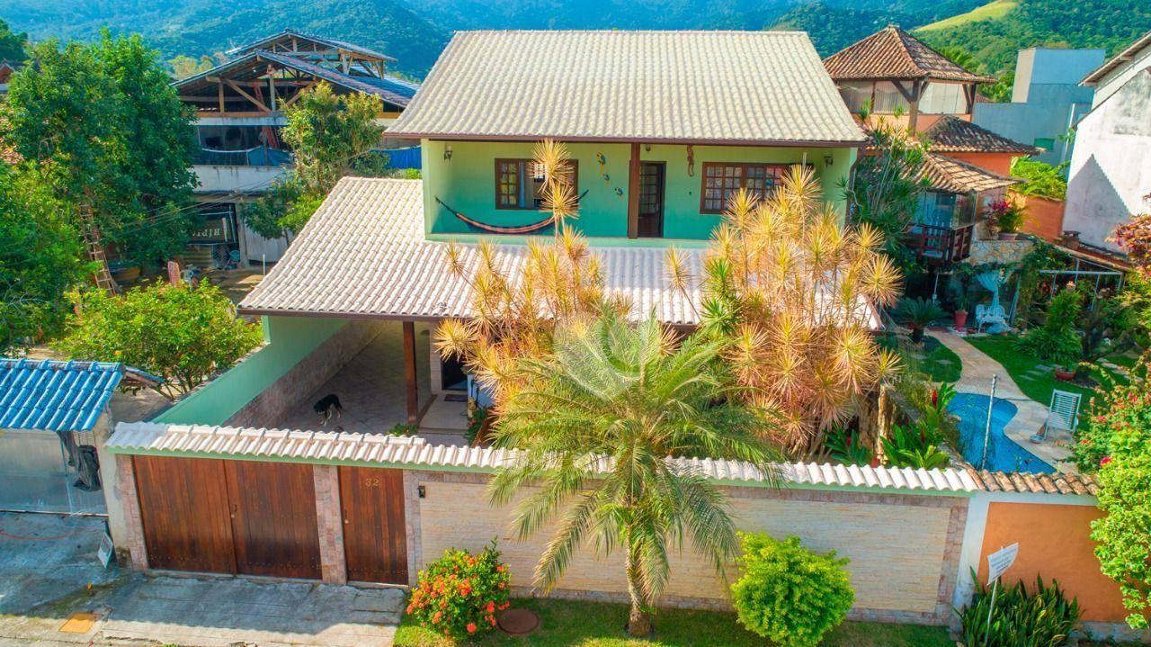 Casa com 4 quartos à venda, 277 m² por R$ 930.000 - Vargem Grande - Rio de Janeiro/RJ e aceita pets