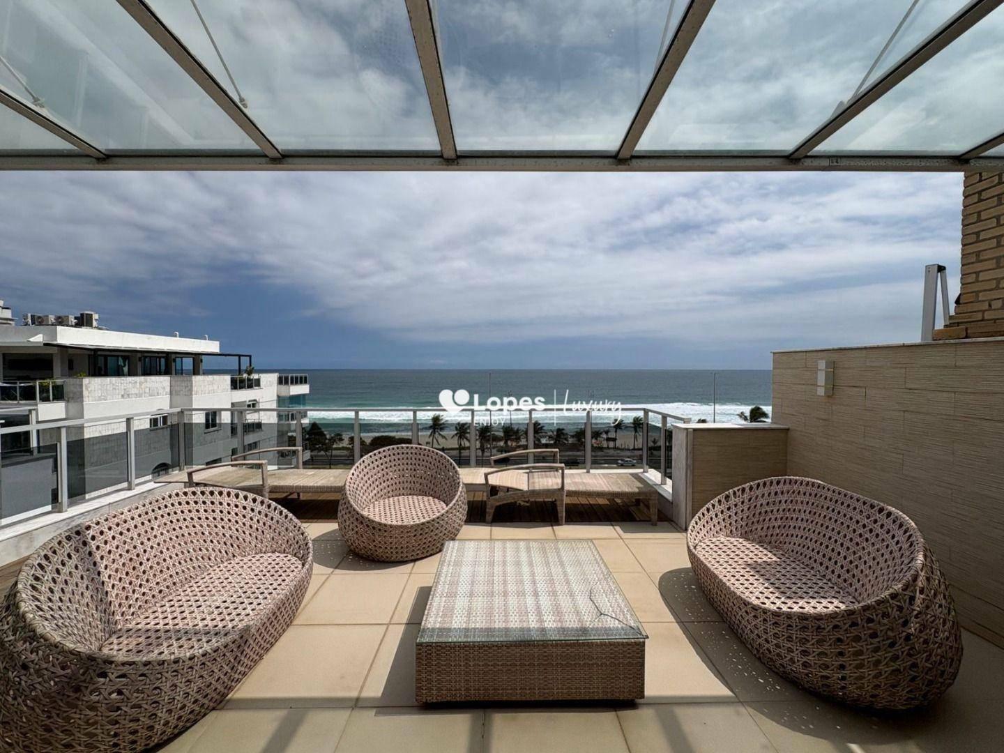 Lopes Enjoy Barra Vende Cobertura 1 suíte, 4 quartos, FRONTAL MAR, 273 m², 2 vagas, Posto 5 - BETON.