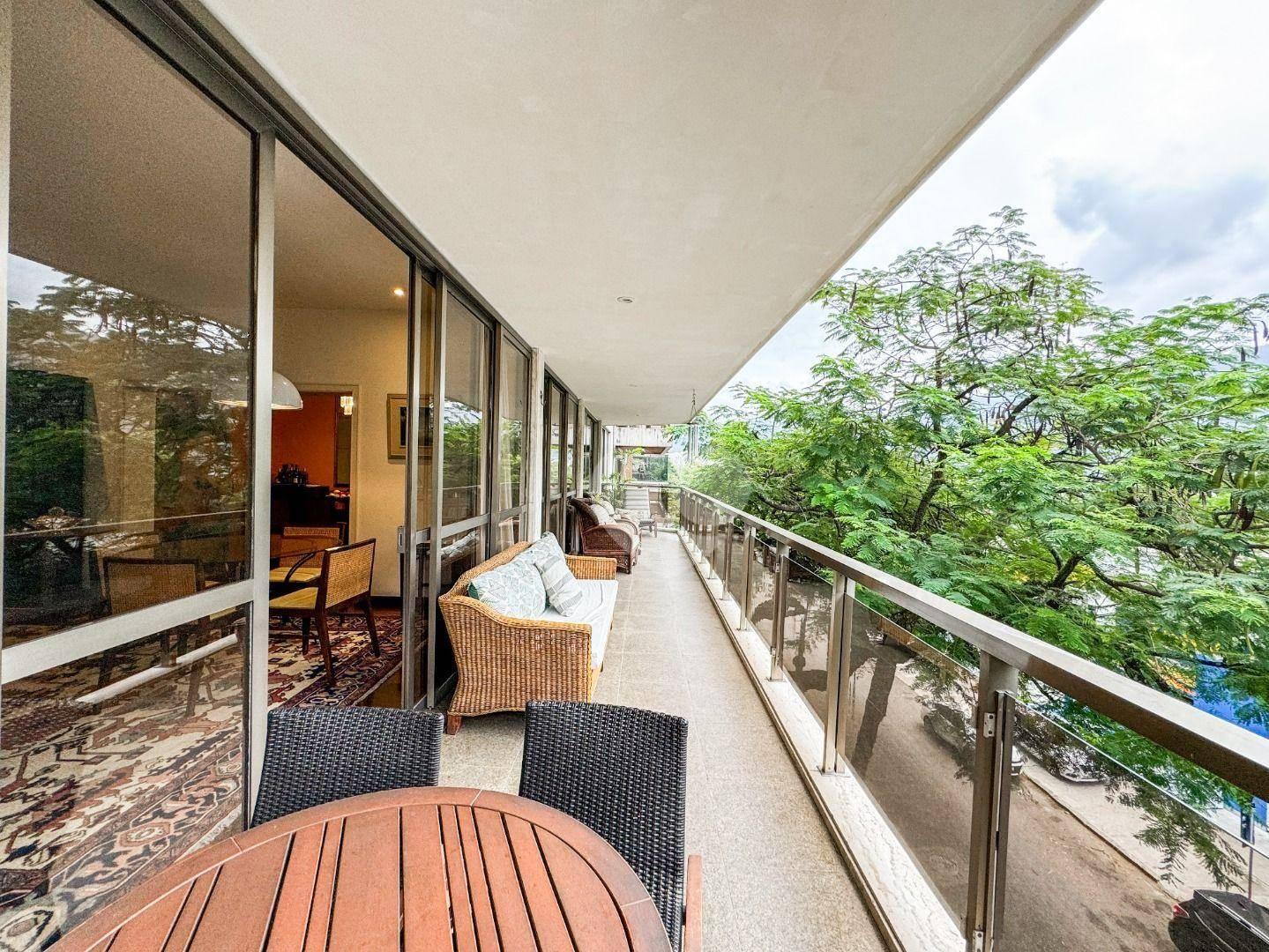 Apartamento a venda  4 quartos,Varanda e 3 vagas em Ipanema. — foto 3