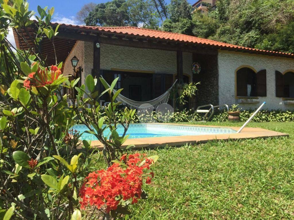 Casa com 5 quartos, 382 m², à venda por R$ 1.950.000 - Mangaratiba — foto 2