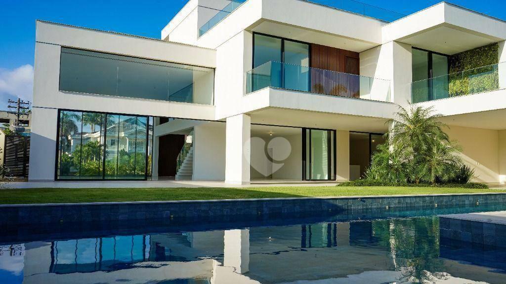 Casa com 5 quartos à venda, 1207 m² na Barra da tijuca por  R$ 17.000.000 — Foto 1 de 81