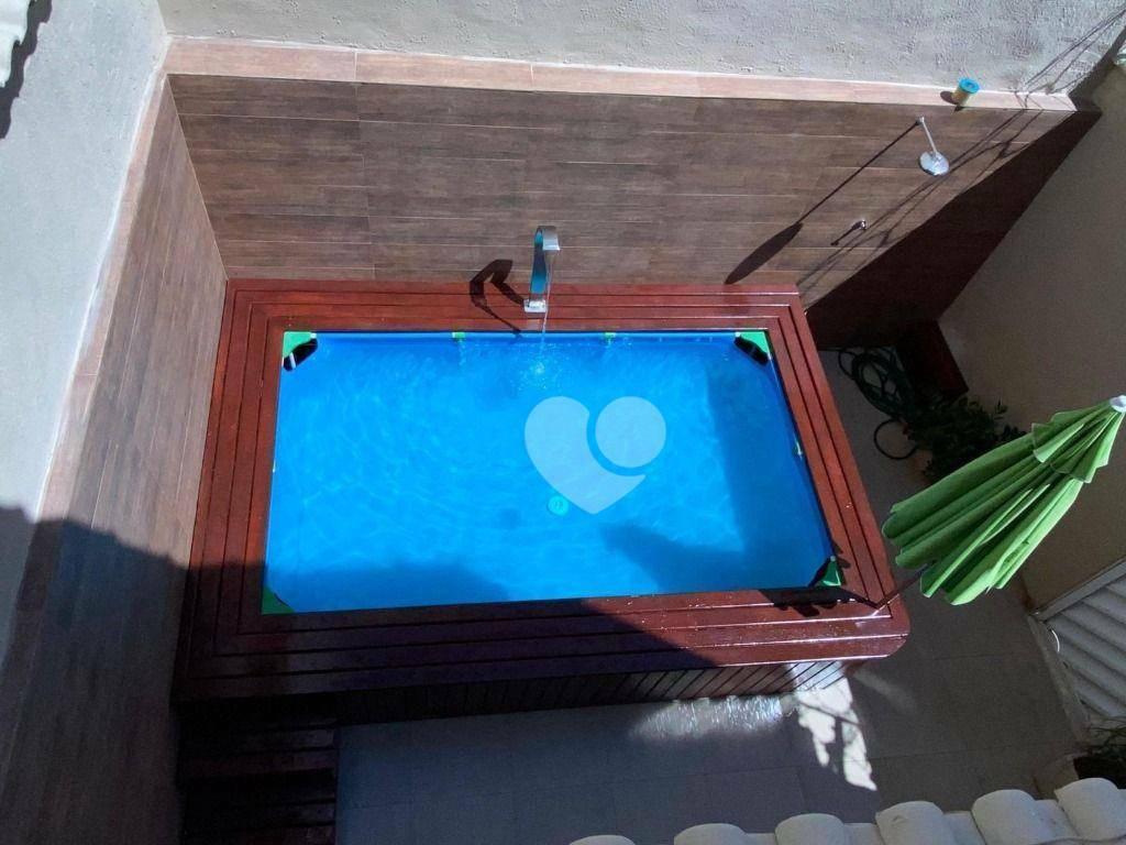 Casa de excelente padrão no Engenho de Dentro! Rua Daniel Carneiro. Casa de vila duplex com piscina e vaga coberta!