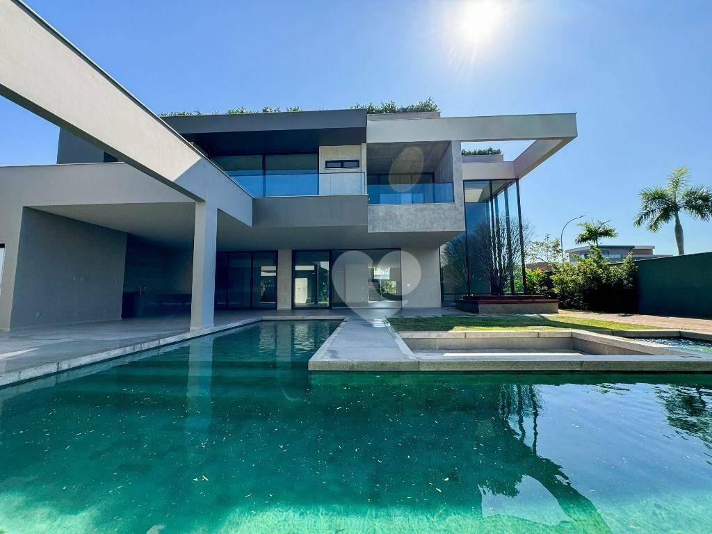 Casa triplex nova com 4 suítes e lazer no Alphaville — foto 2