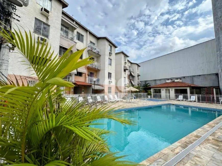 No Condomínio Ideal Vila Brasil! Apartamento com 02 quartos.