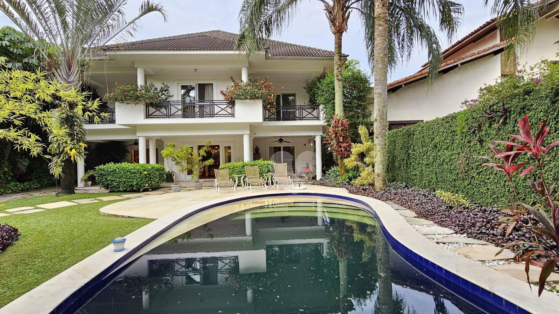 Casa em condomínio na Barra da Tijuca Com 5 quartos e 4 suítes à venda, 604 m² por R$ 4.950.000,00 - Barra da Tijuca -Rio de Janeiro — Foto 1 de 48