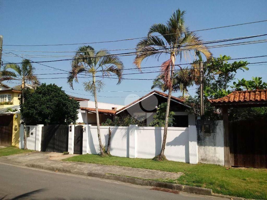 2 casas por R$ 780.000 - Vargem Pequena - Rio de Janeiro/RJ