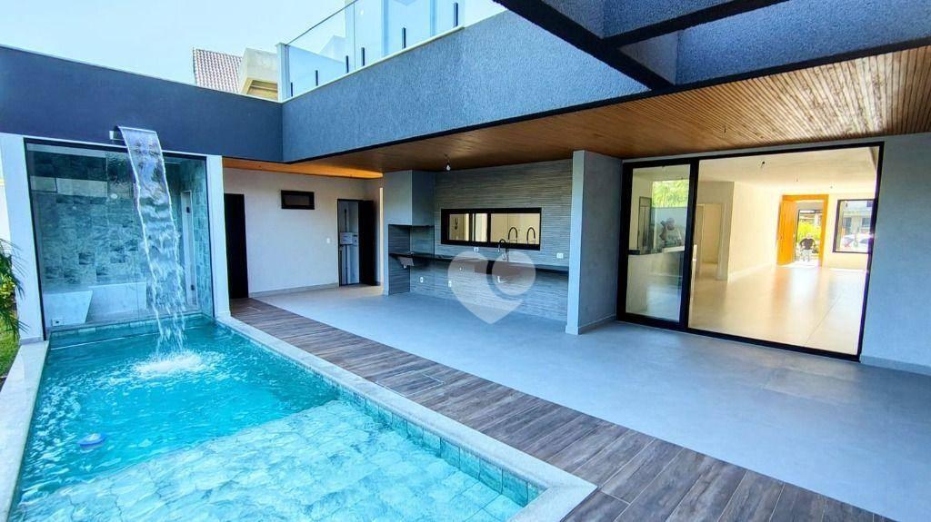 Casa Alto Padrao com 5 Suites, sendo 2 Master ambas com Closet, à venda, 440 m² por R$ 5.000.000 - Recreio dos Bandeirantes - Rio de Janeiro/RJ