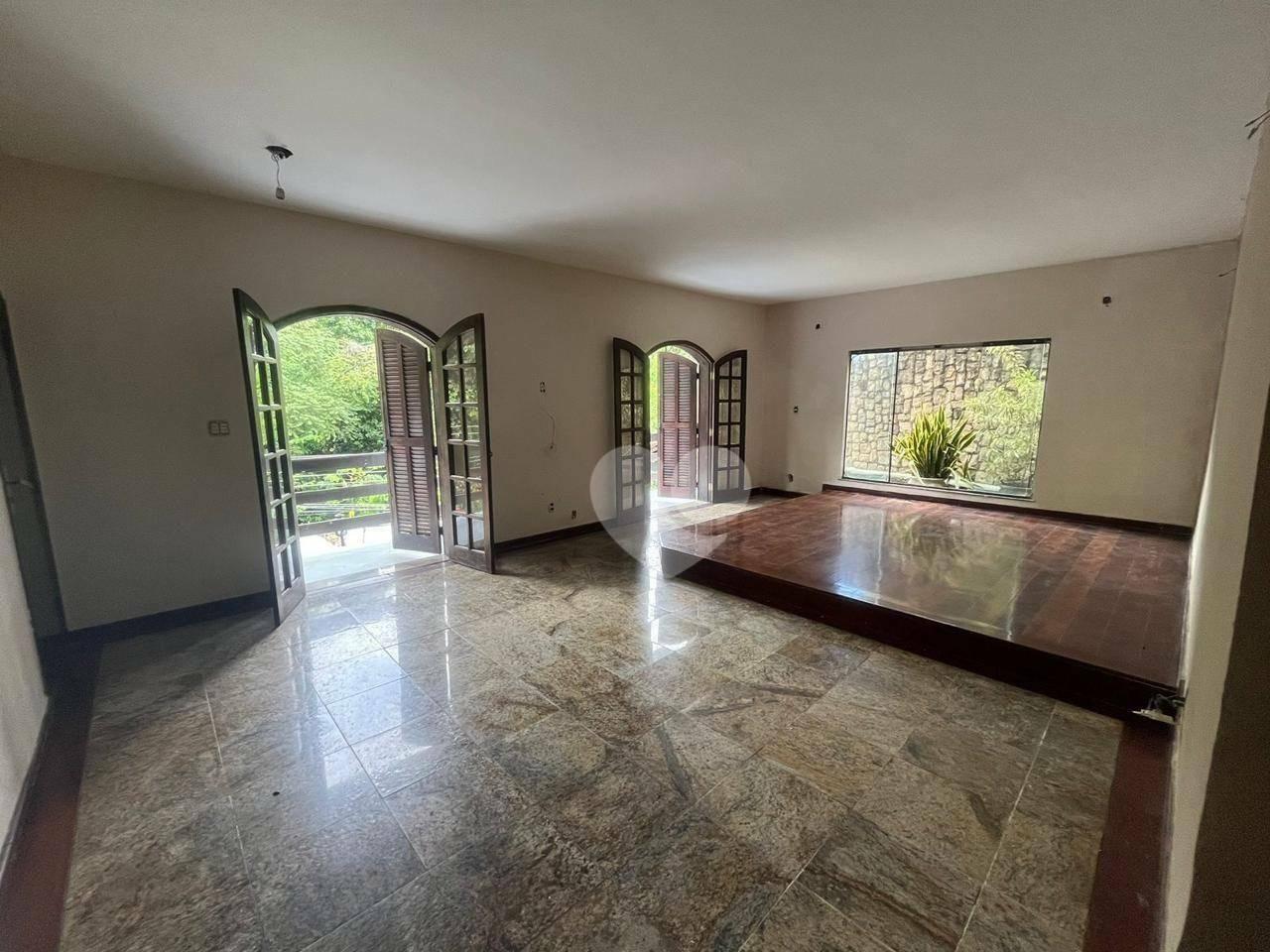Casa com 4 quartos à venda, 229 m² por R$ 600.000 - Freguesia de Jacarepaguá - Rio de Janeiro/RJ