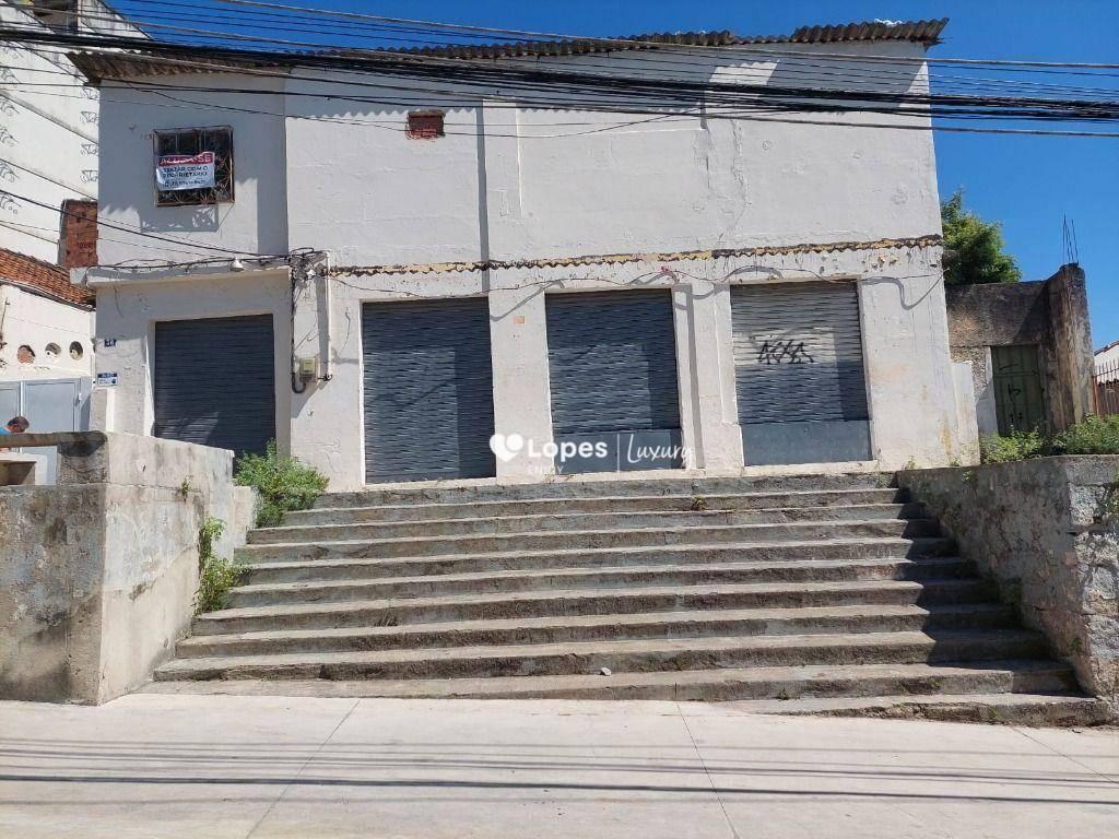 Loja frente de rua, 275 m², Piedade, RJ