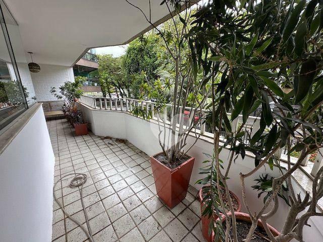 Lopes Enjoy Vende apartamento 4 quartos, 213 m², sol manhã, 3 vagas - Jardim Oceânico. — foto 2