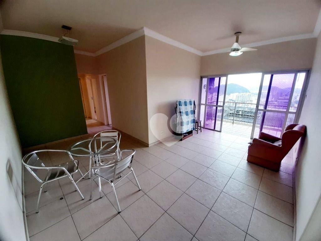 Apartamento a venda na Tijuca, 03 quartos, 01 suite, varanda, área de serviço, 02 vagas de garagem. — foto 2
