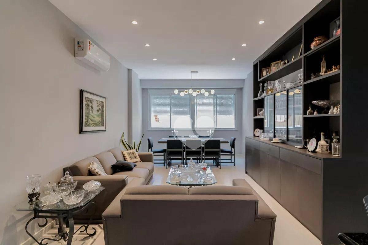 Apartamento na Bulhões de Carvalho