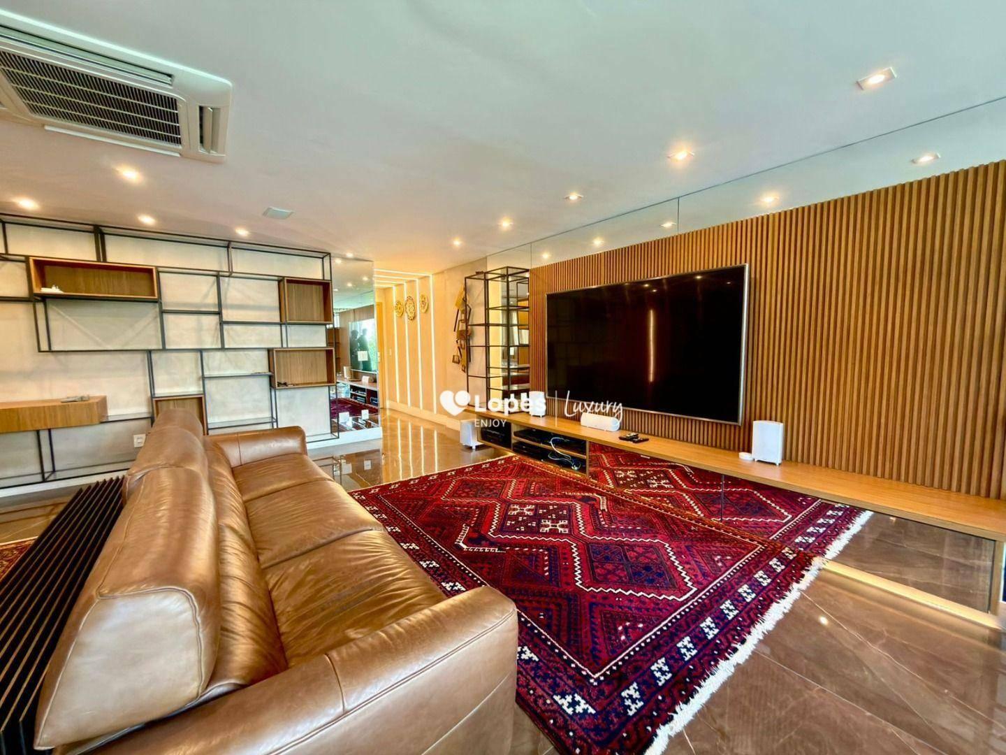 Apartamento com 2 dormitórios à venda, 147 m² por R$ 2.200.000,00 - Jardim Oceânico - Rio de Janeiro/RJ