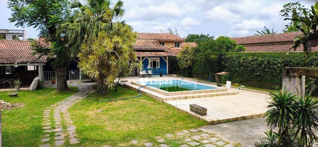Casa com 4 quartos à venda, 315 m² por R$ 1.500.000 - Vargem Pequena - Rio de Janeiro/RJ