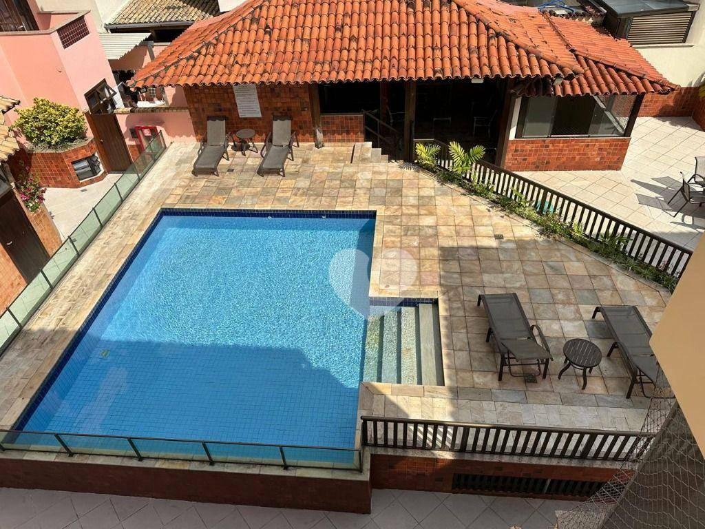 Casa com 3 suítes à 100 metros da praia do Recreio