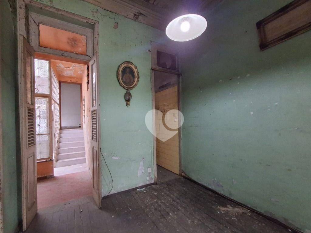 Casa com 4 quartos  em vila para investimento em Vila Isabel
