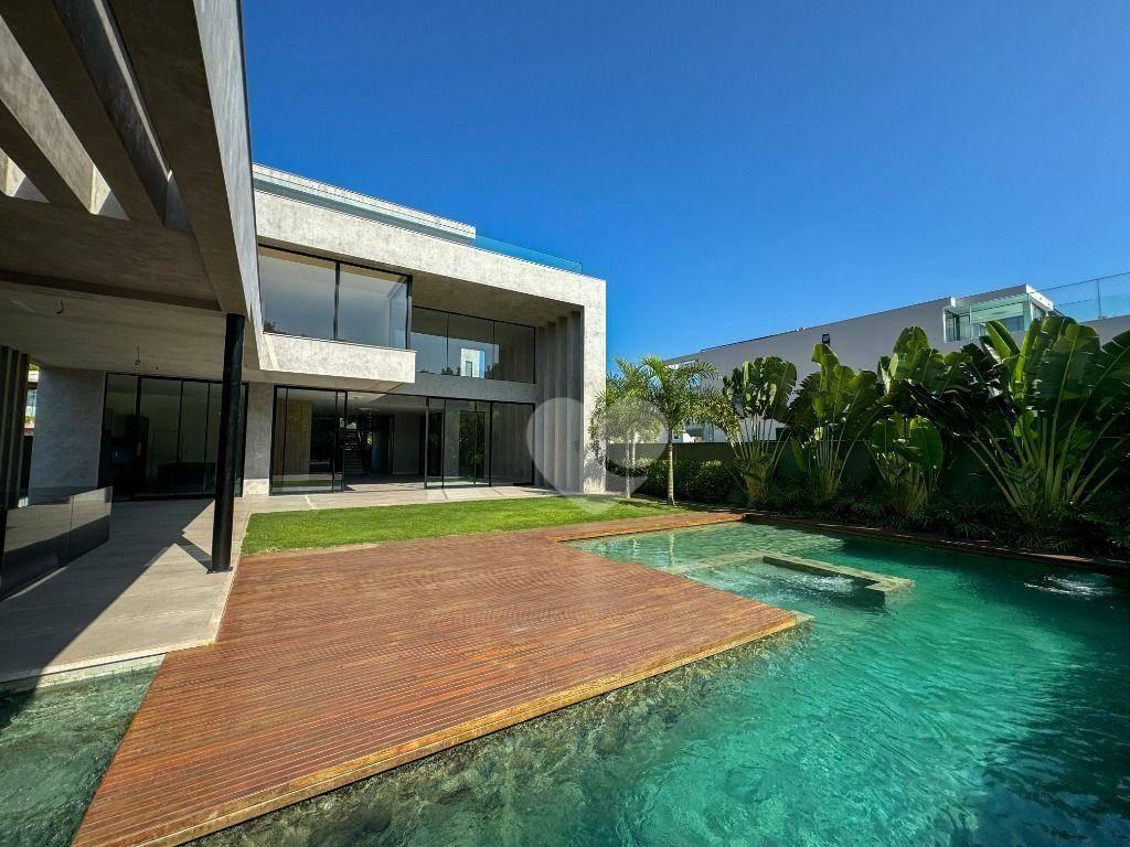 Casa Triplex Contemporânea no Alphaville, 766 m² por R$ 14.800.000 - Barra da Tijuca - Rio de Janeiro/RJ — foto 3