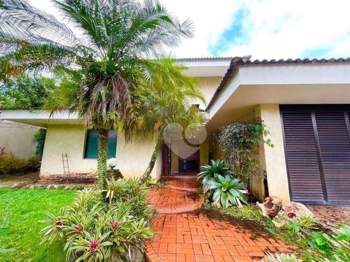 Casa para reformar com 4 quartos, sendo 3 suítes à venda, 739 m² por R$ 5.000.000 - Barra da Tijuca — foto 2