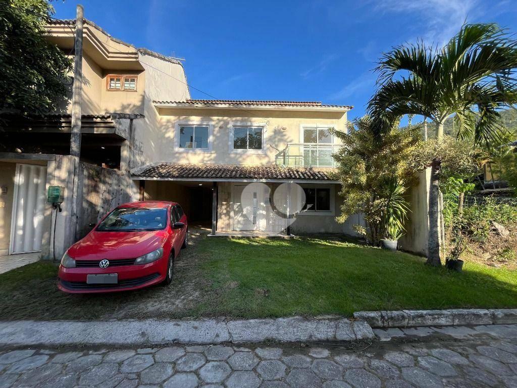 Casa com 4 quartos à venda, 300 m² por R$ 650.000 - Pontal Oceânico — Foto 1 de 41