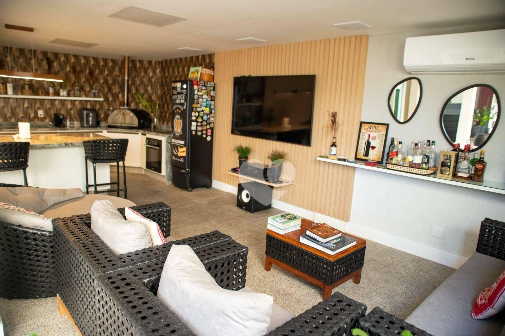 Alto Padrão e Conforto no Pechincha — Casa Nova em Condomínio com Lazer Privativo e 3 Pavimentos