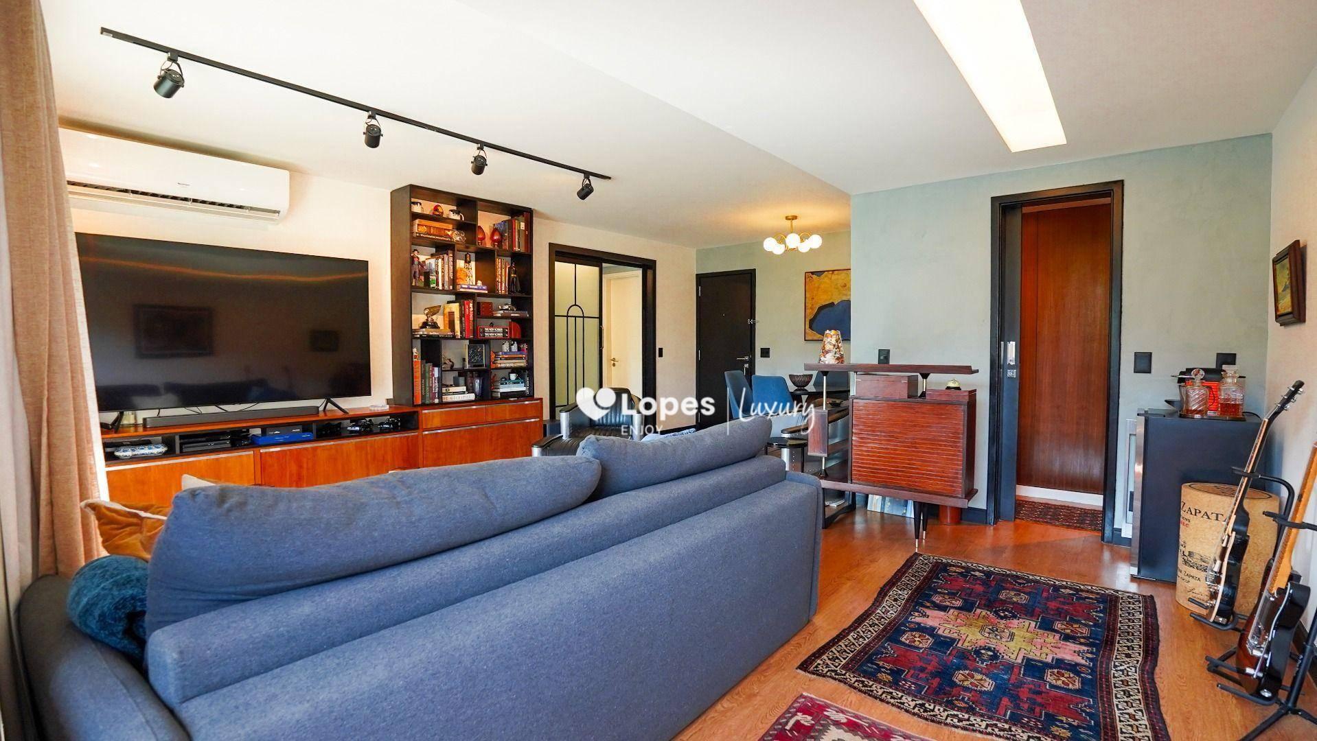 Apartamento com 2 quartos à venda, 75 m² por R$ 1.500.000