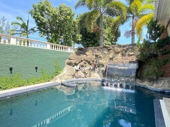 Condomínio Village Marapendi - Casa Triplex estilo Colonial com 6 Suítes. Barra da Tijuca/RJ.