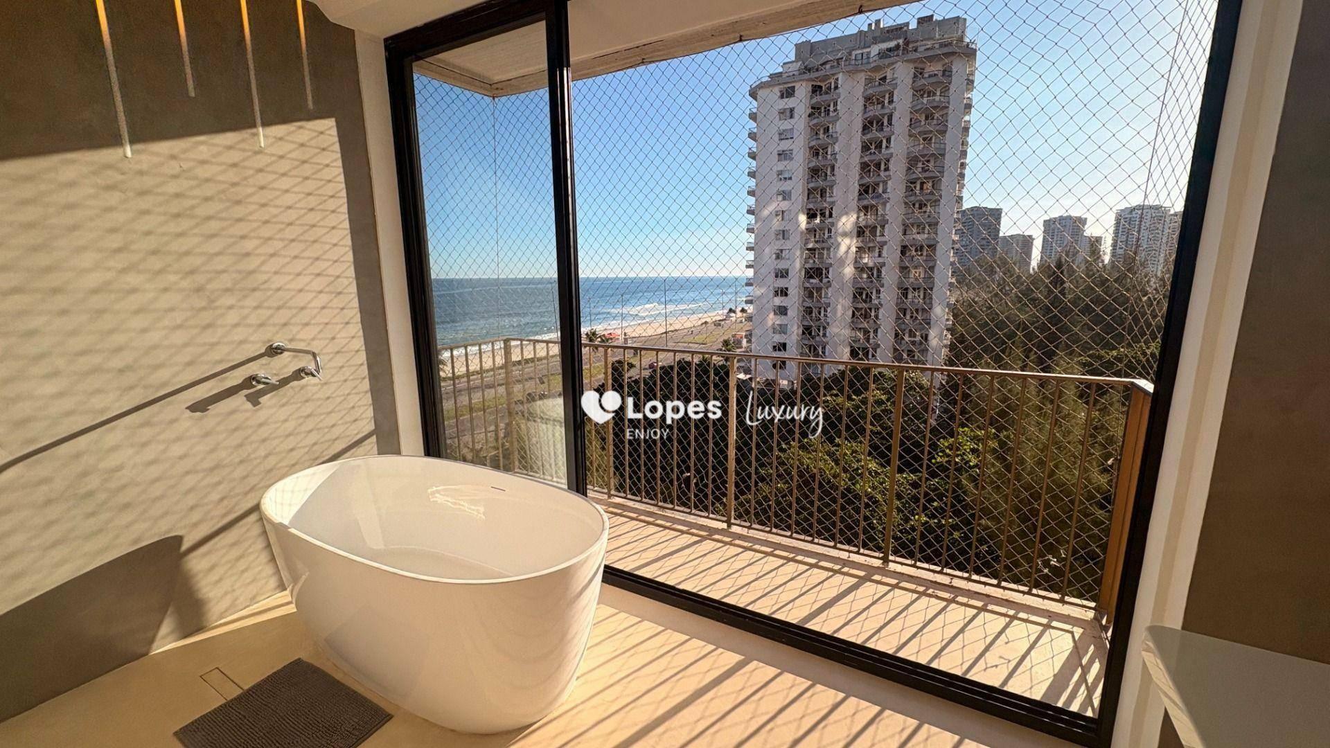 Imóvel com Hidro e  Vista Mar com 2 dormitórios à venda, 70 m² por R$ 1.700.000 - Barra da Tijuca - Rio de Janeiro/RJ