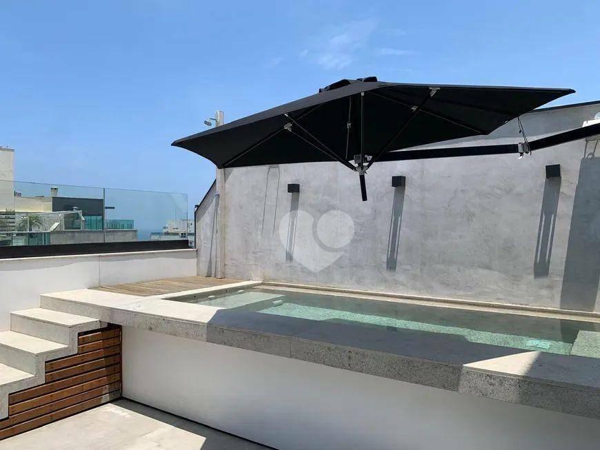 Cobertura com 2 quartos sendo 1 suítes à venda, 126 m² por R$ 1.800.000