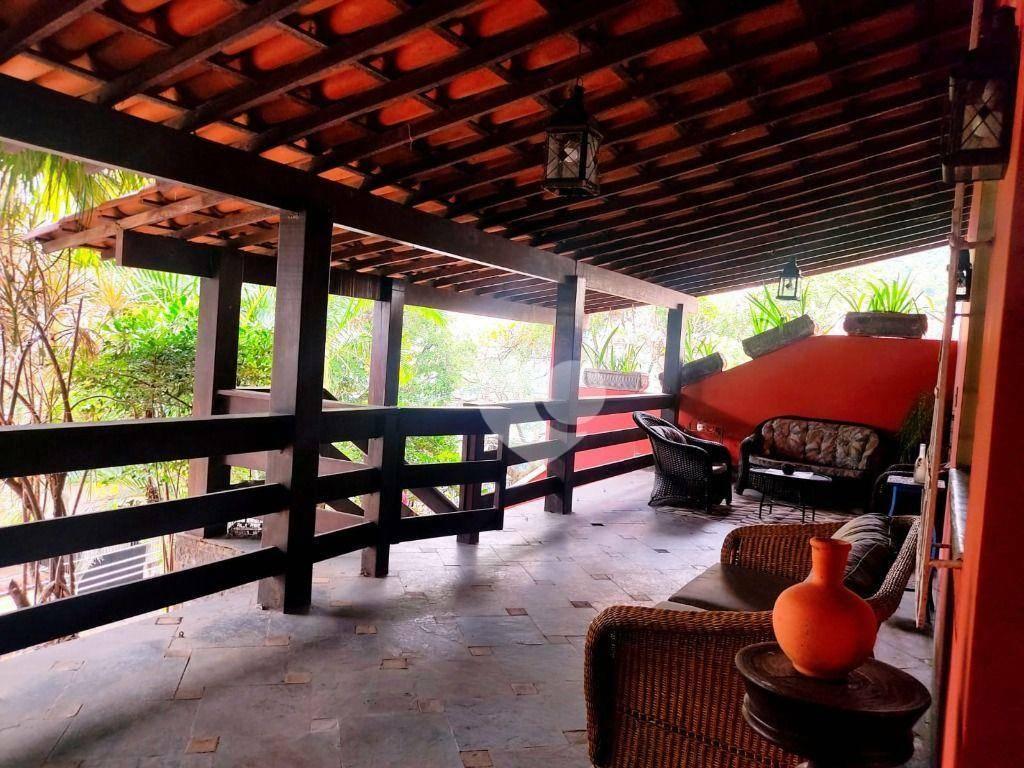 Casa com 4 quartos à venda no Grajaú