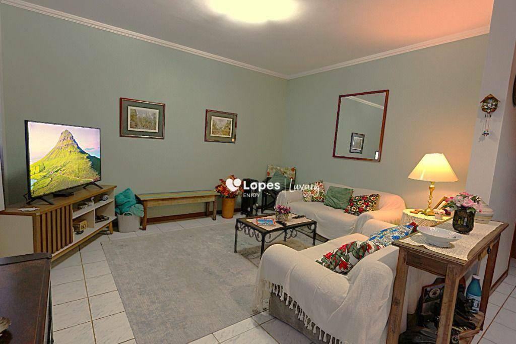 Casa com 3 dormitórios à venda, 122 m² por R$ 620.000,00 - Granja Guarani - Teresópolis/RJ