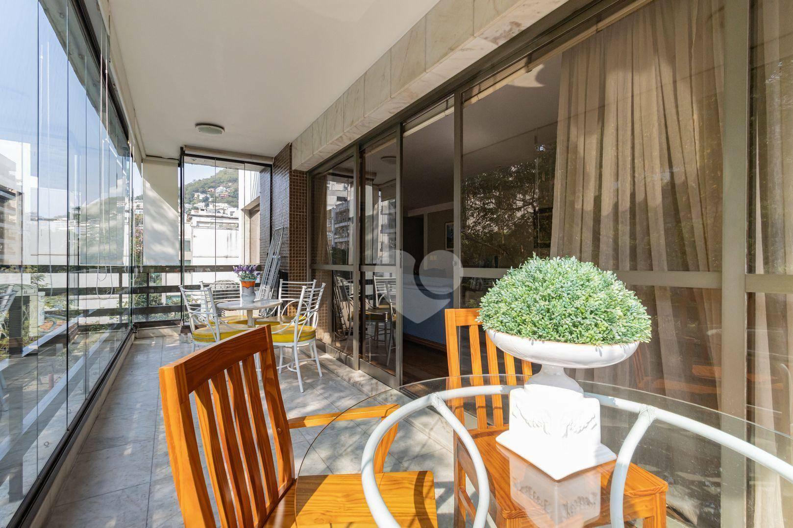 Apartamento com 4 quartos à venda, 228m² - Lagoa — foto 2