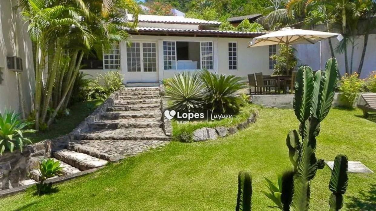 Casa com 4 quartos à venda, 420 m² por R$ 1.100.000 - Itanhangá - Rio de Janeiro/RJ
