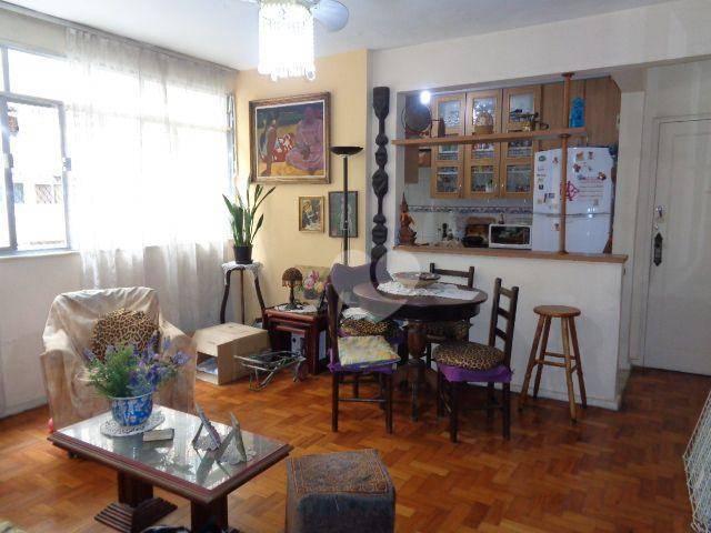 Apartamento 3 quartos no Leblon
