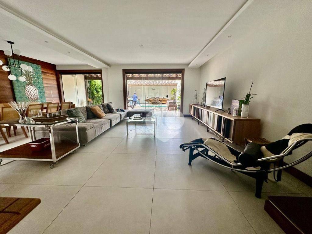Casa com 5 quartos e 1 suíte  para alugar, 309 m² com piscina  por R$ 18.686/mês - Recreio dos Bandeirantes - Rio de Janeiro/RJ — foto 3