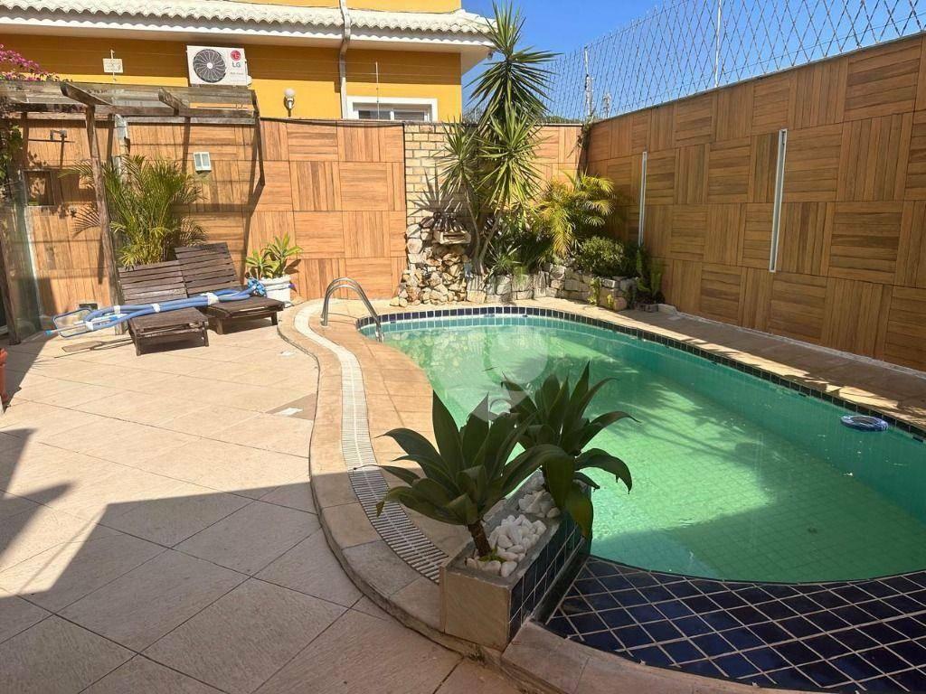 Casa com 5 dormitórios à venda, 420 m² por R$ 1.400.000,00 - Vargem Pequena - Rio de Janeiro/RJ