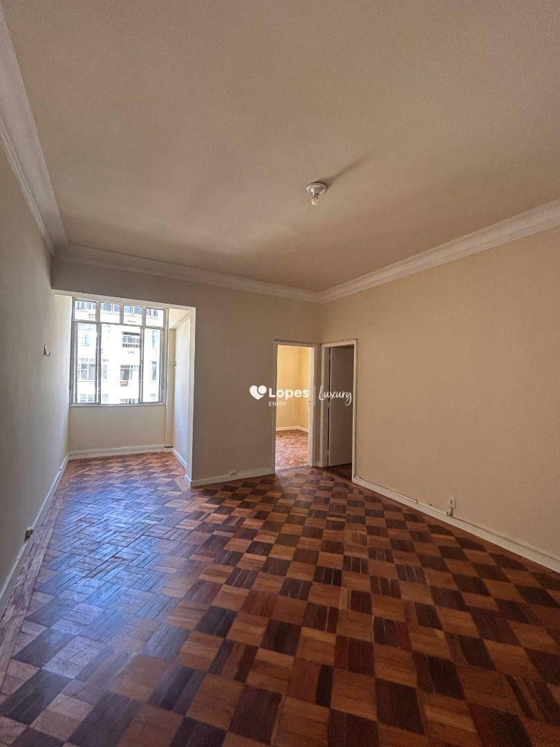 Apartamento com 3 dormitórios à venda, 90 m² por R$ 890.000,00 - Copacabana - Rio de Janeiro/RJ