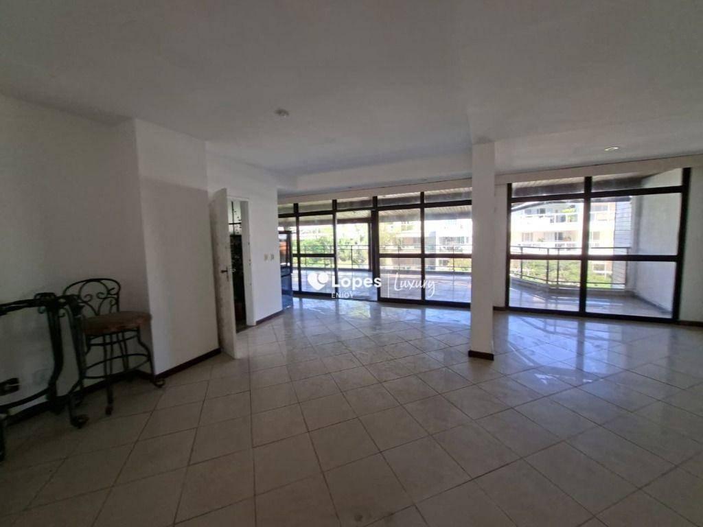Cobertura com 4 quartos,  sendo 3 suítes com 2 vaga de garagem ! — foto 3