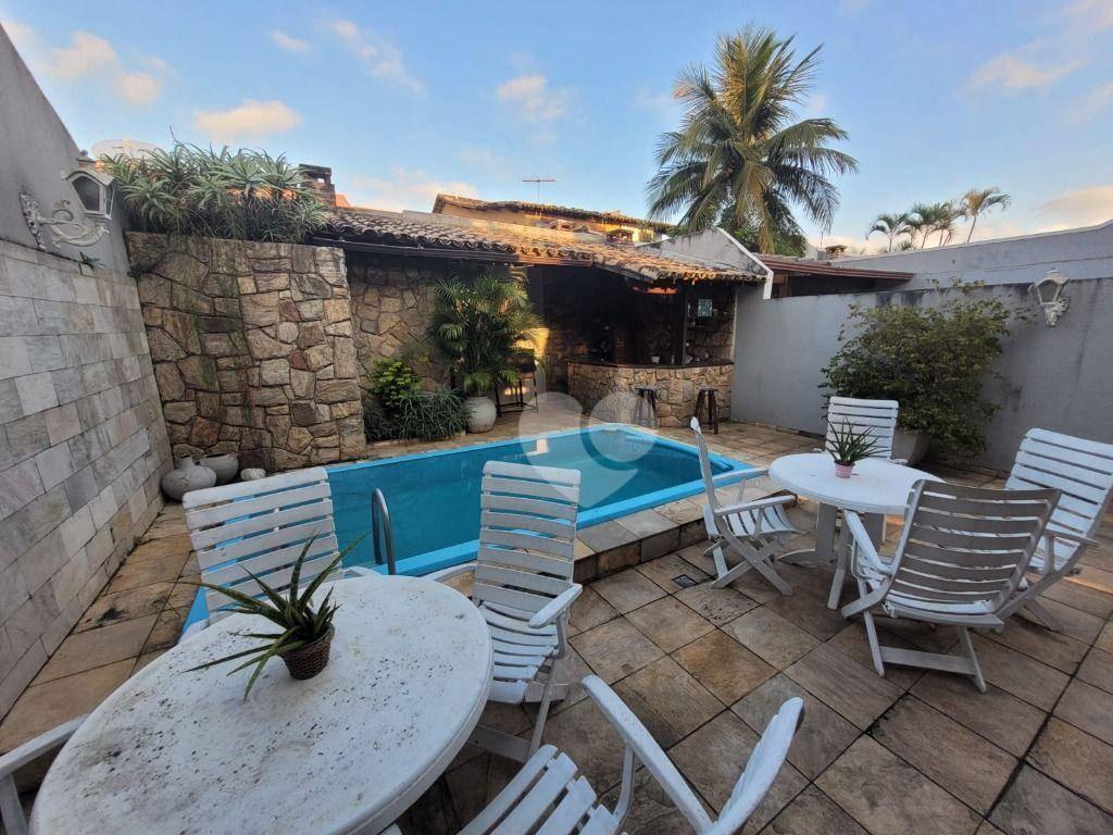 Casa Condomínio Vivendas 4 quartos ( 2suítes ) 315 m² por R$ 1.900.000,00 - Recreio dos Bandeirantes