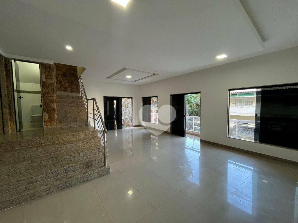 Casa com 3 quartos para locação no Recreio dos Bandeirantes