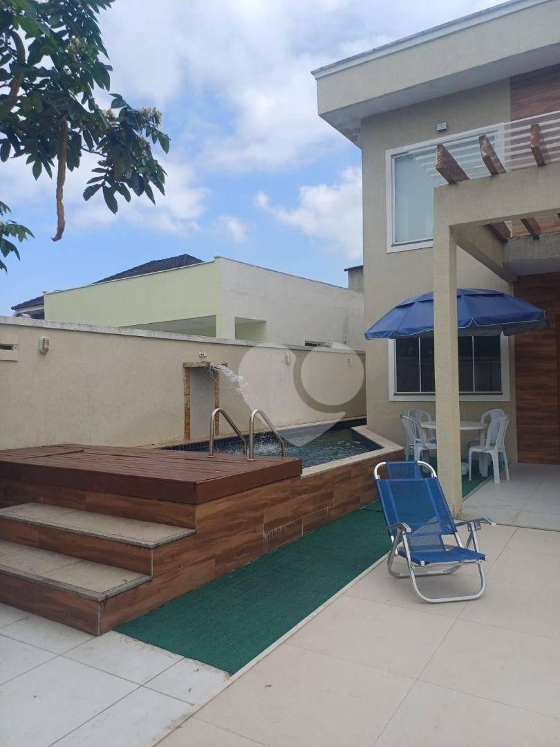 Casa com 3 quartos à venda, 200 m² por R$ 750.000 - Vargem Pequena - Rio de Janeiro/RJ