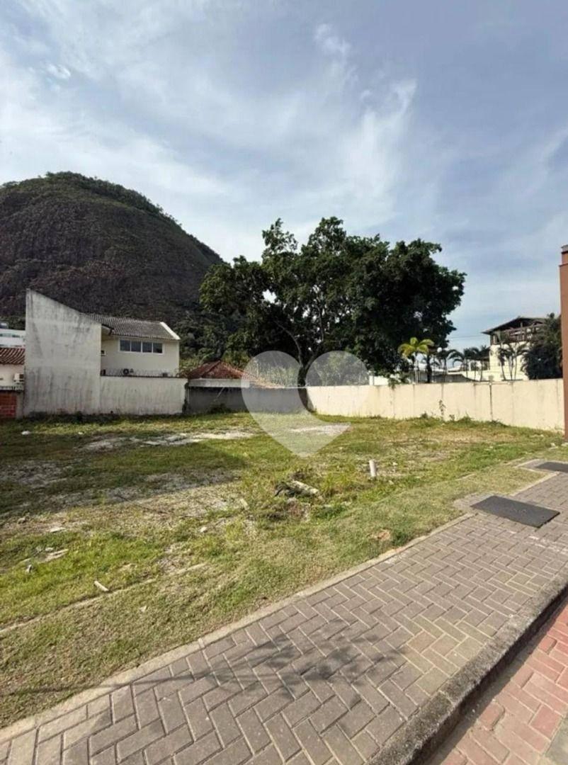 Terreno à venda, 291 m² por R$ 548.000,00 - Vargem Pequena - Rio de Janeiro/RJ