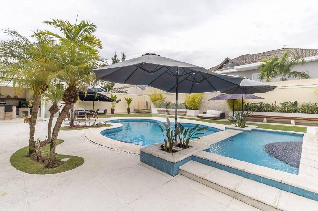Casa com 5 quartos, sendo 5 suítes à venda, 1200 m² por R$ 12.000.000 - Barra da Tijuca