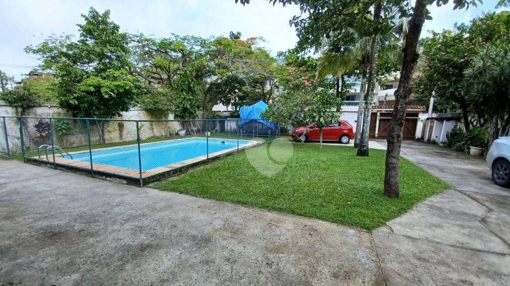 Terreno à venda com casa, piscina, 360 m² por R$ 1.900.000 - Recreio dos Bandeirantes - Rio de Janeiro/RJ